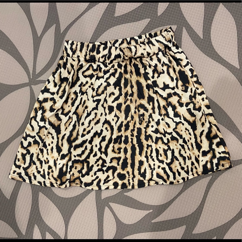 Animal Print Skirt. XS